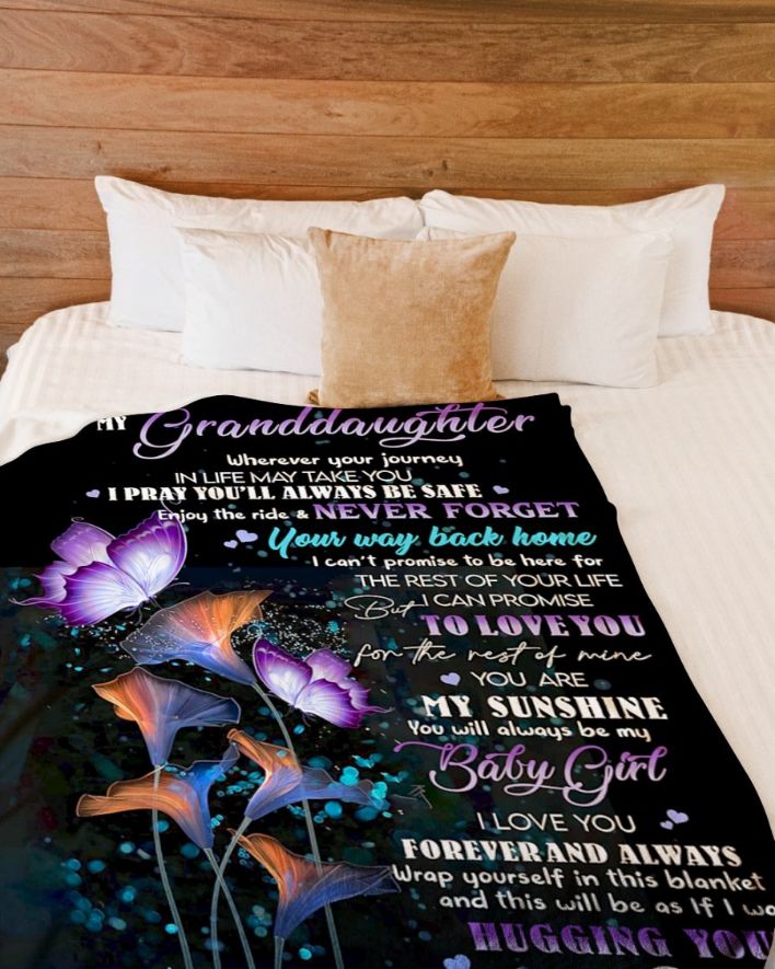 Heartwarming Grandma to Granddaughter Quilt Bedding Set with a Butterfly Hugging Design