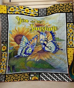 Heartwarming Monarch Butterfly Themed Quilt Blanket Baby or Kids Bed Set