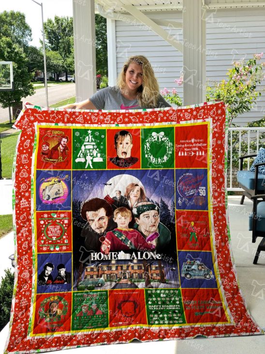 Home Alone Xmas Is Coming Quilt Blanket for the Holidays