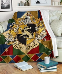 Hufflepuff House Badge Fleece Blanket: Premium Comfy Sofa Throw Blanket for Harry Potter Fans