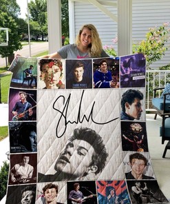 Keep cozy with this beautiful Shawn Mendes quilt blanket
