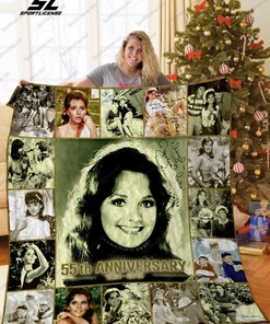 La GilliganS Island Christmas Quilt Bedding Set DUP - Perfect For Festive Season
