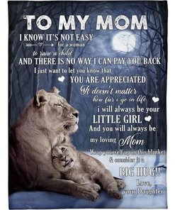 Let Your Mom Wrap Herself Up in the Warmth of this Lion Fleece Blanket