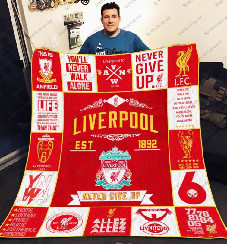 Liverpool Never Give Up Quilt Blanket Soccer Bedding Set
