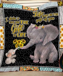 Love Gave Me the Gift of You Quilt Blanket - Beautiful Design for Your Loved One