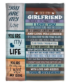 Love and Kisses Quilt Bedding Set for Girlfriend - A Romantic Gift Idea