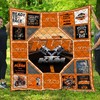 M10-K-T-M Artistic Quilt Bedding Set