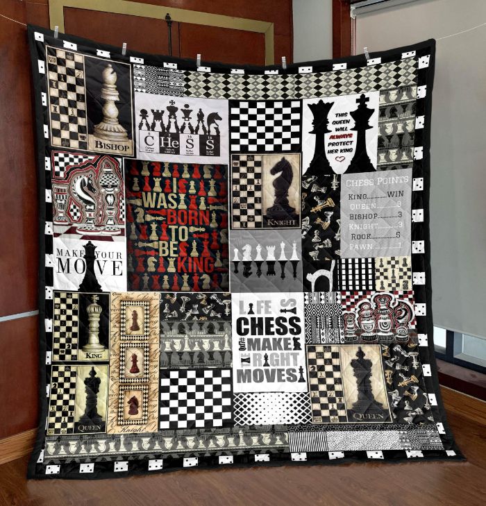 Make Your Move Chess: Quilt Bedding Set with Fleece Blanket for Chess Lovers