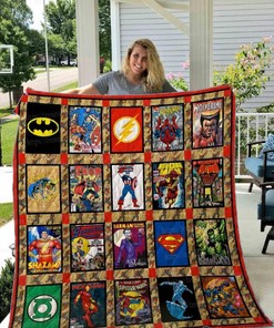 Marvel Comics Collection Quilt Blanket - Officially Licensed Marvel Bedding