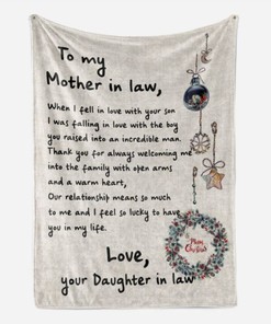 Meaningful Mother's Day Home Gift- To My Mother In Law, I Feel So Lucky Quilt Bedding Set for Women.