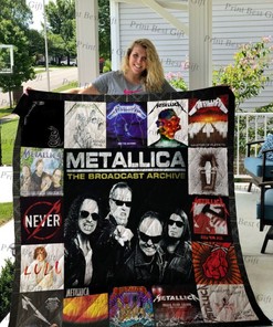 Metalica fans, add this quilt blanket featuring collected album posters to your collection