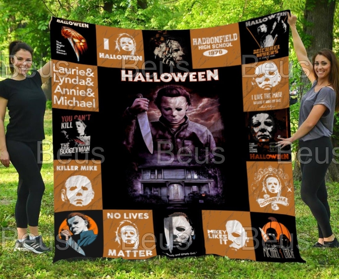 Michael Myers Halloween Horror Quilt, perfect for a Horror Movie Themed Room