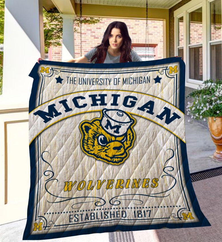 Michigan Wolverines LC33 Quilt Bedding Set
