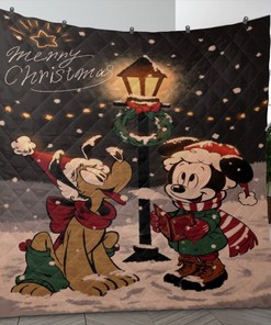 Mickey Mouse Fan Gift, Mickey And Pluto Merry Christmas Gift, Mickey And Pluto Disney Quilt Blanket