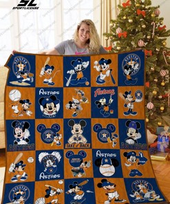 Mickey Mouse Houston Astros Christmas Quilt Blanket - MLB Houston Astros Mickey Mouse Christmas Quilt Bedding Set
