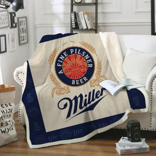 Miller Lite Sofa Fleece Blanket - Perfect for Beer Lovers