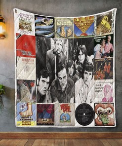 Monty Python Collected Quilt Bedding Set - Great for Fans of All Ages