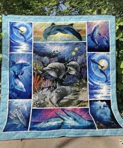Moon Dolphin and Dolphin Couple Lo Quilt Blanket - Add Some Celestial Charm to Your Bedding with this Chic Quilt