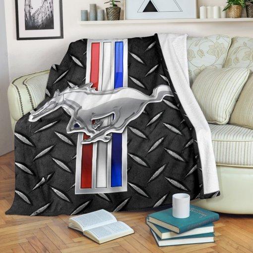 Mustang Horse Pattern Quilt Bedding Set for Animal Lovers