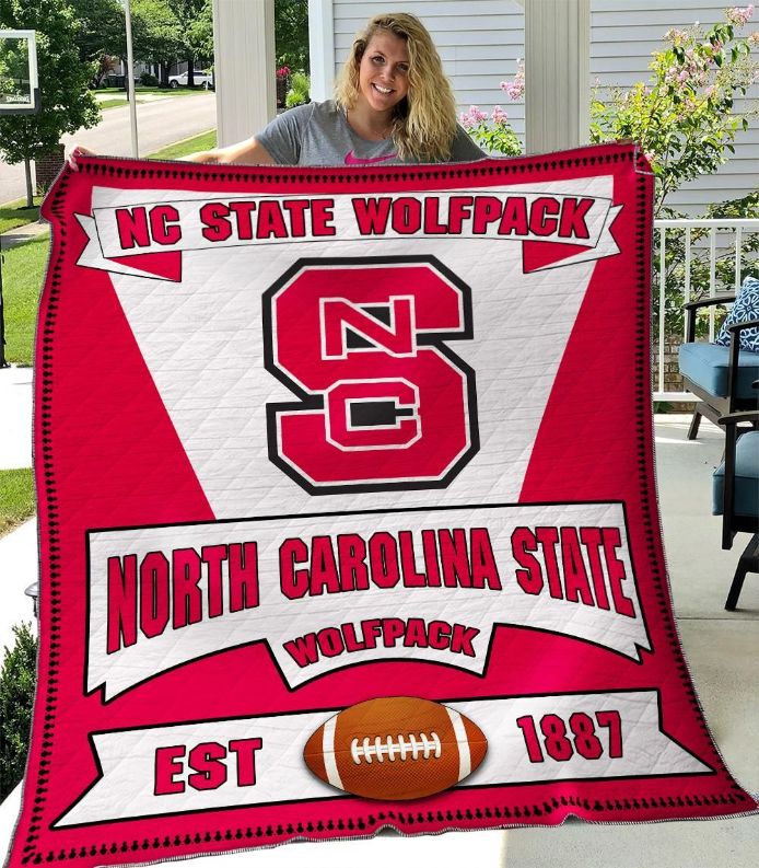 NC State Wolfpack Quilt Bedding Set for Sports Fans