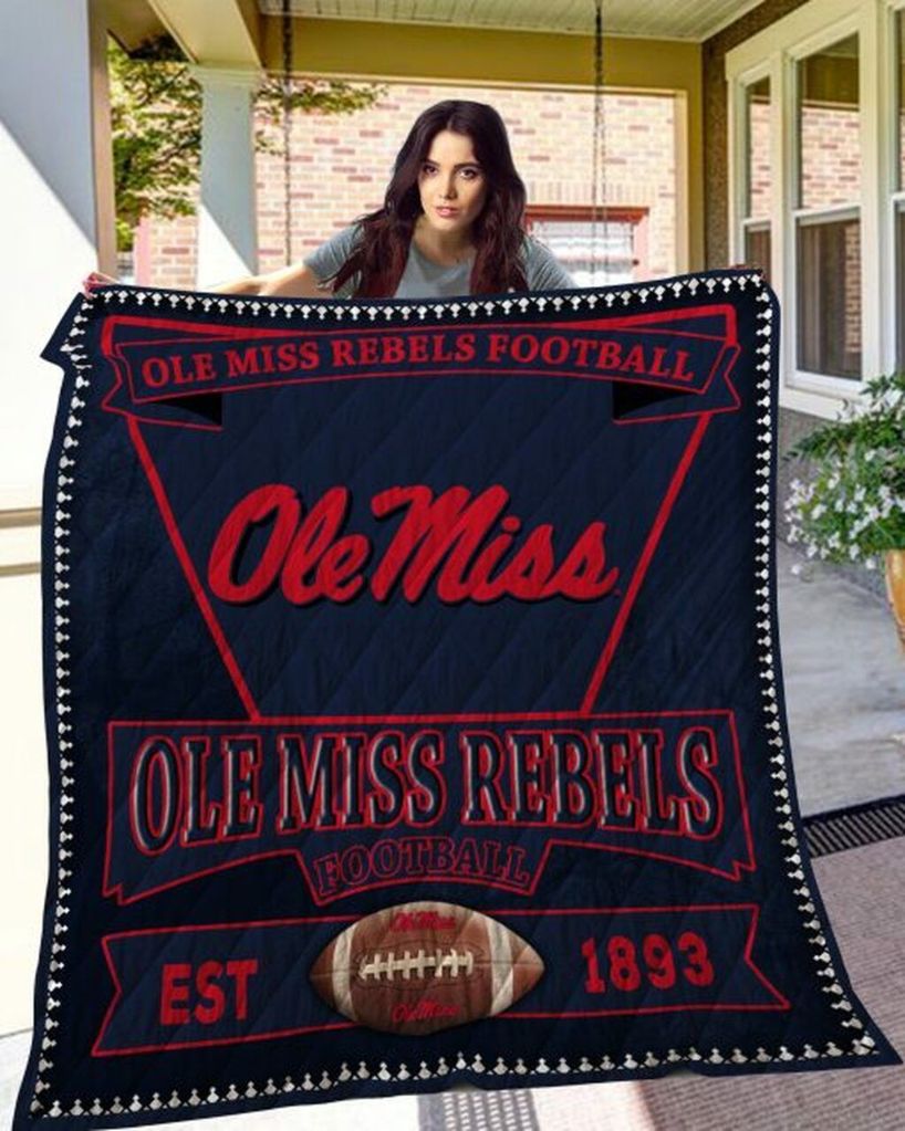 Ole Miss Rebels Ncaa Quilt Bedding Set with Combined Quilt Blanket for Fans