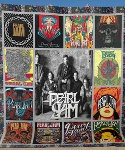 Pearl Jam Hvt290515 Quilt Blanket - Celebrate Pearl Jams album with this limited edition quilt blanket.