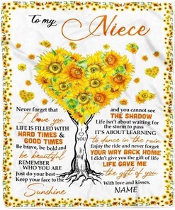 Personalized Sunflower Blanket for Niece from Auntie Life - Heartwarming Gift for Niece's Birthday