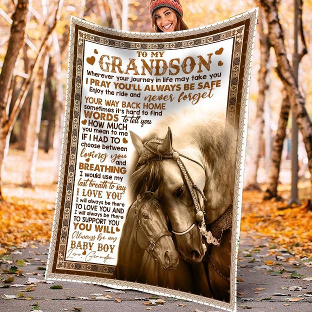 Praying Grandpa's Horse Fleece Bedding Set