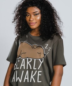 Punny Bearly Awake Tee, Lazy Bear Joke Sleepy T-Shirt for Men, Bearly Dad Father's Day Gift