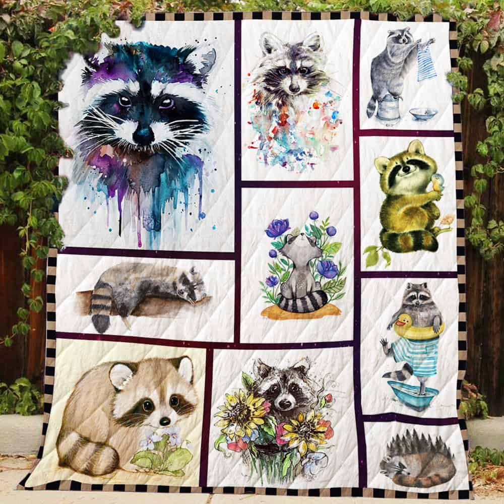 Raccoon Painting Art Quilt Bedding Set with Customized Design
