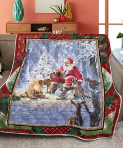 Relax with Santa Claus in the Forest - Soft and Warm Quilt Blanket