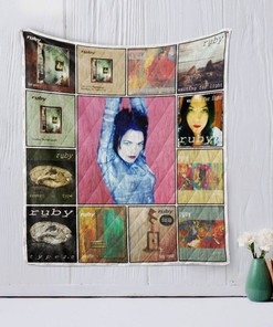 Ruby Quilt Bedding Set for a Touch of Luxury and Elegance