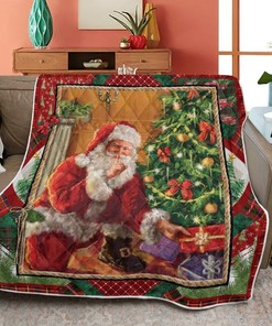 Santa under the Tree Merry Christmas Gift Quilt Blanket - Fun and Festive