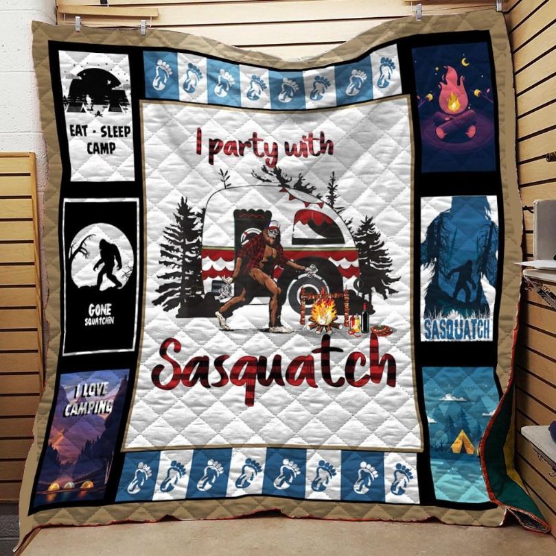 Sasquatch Bigfoot Lover's Quilt Bedding Set Th1909 DUP