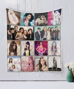 Selena Gomez & The Scene Quilt Blanket with Pop Star Artwork