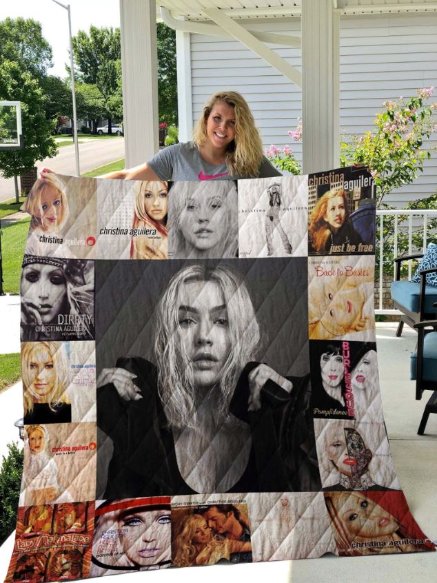 Singer Christina Aguilera Quilt Blanket for Pop Music Fans