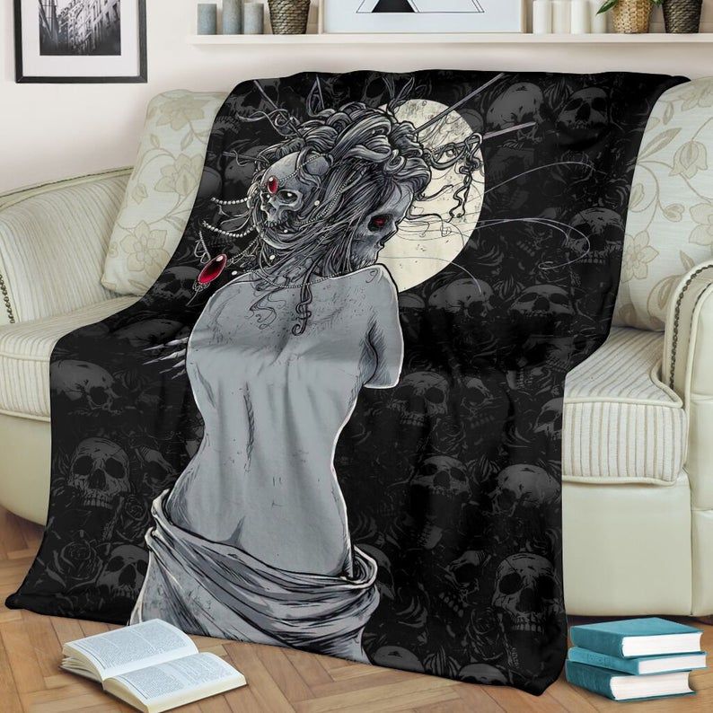 Skull Girl Devil Fleece Blanket Quilted Bedding Set - For a Dark and Mysterious Look