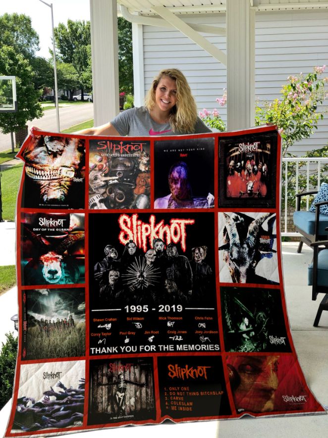 Slipknot Quilt Blanket - Personalized Gifts for Fans