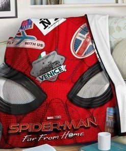 Spider-Man Far From Home Fleece Quilt Bedding Set - Perfect for Superhero Fans