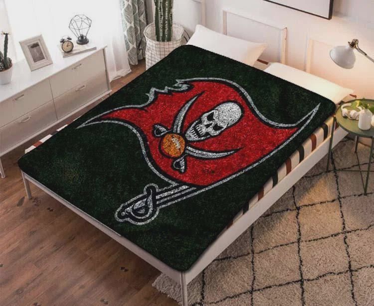 Support Your Team with Tampa Bay Buccaneers NFL Quilt Blanket