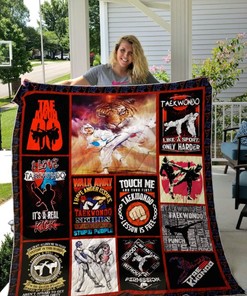 Taekwondo I Love Taekwondo It's A Real Kick Perfect Gifts For Taekwondo Lover Quilt Blanket ideal