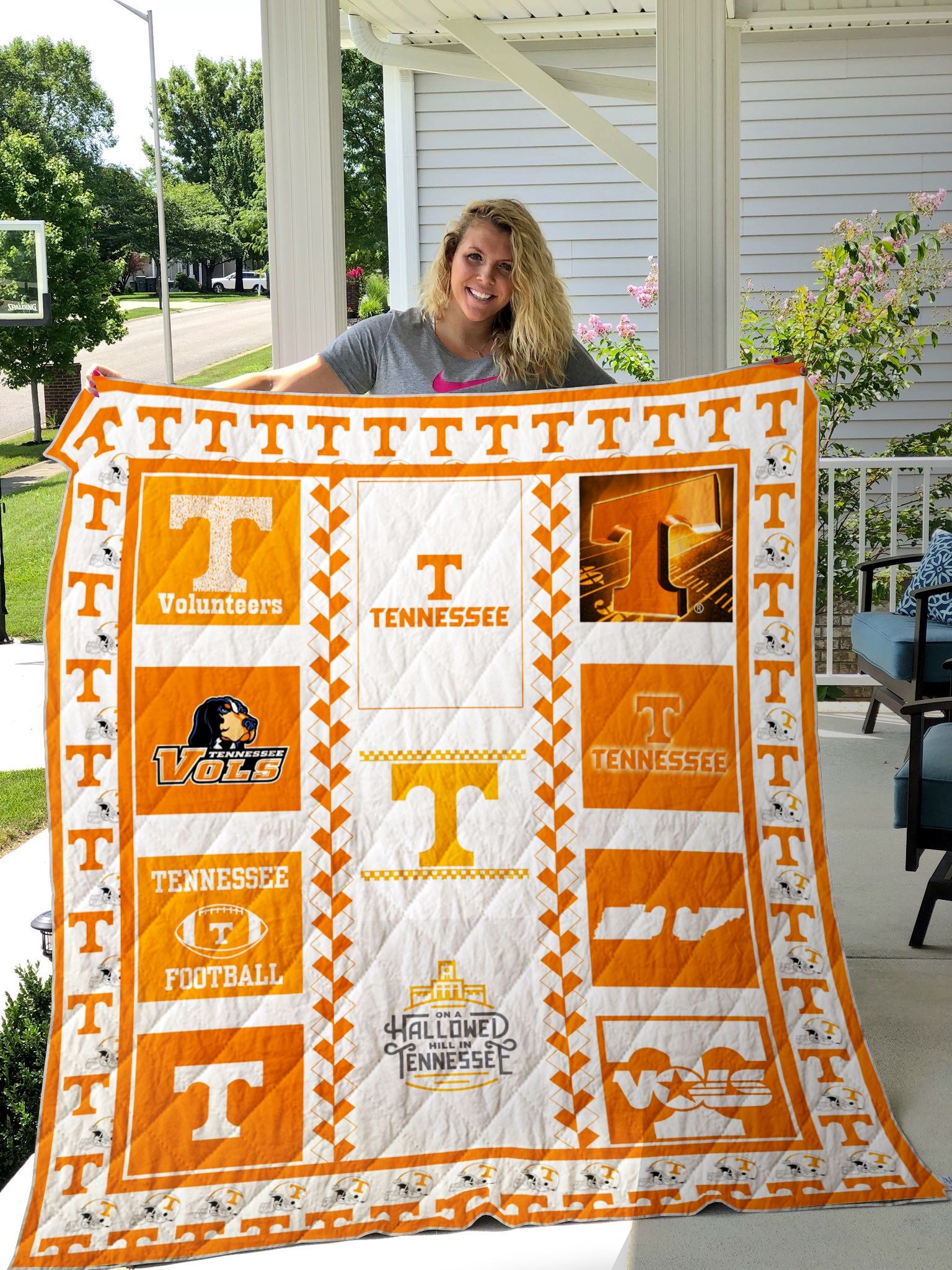 Tennessee NCAA Quilted Bedding Set for a Cozy and Stylish Bed