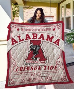 The Uni Of Alabama Ncaa Alabama Crimson Tide Collected Quilt Bedding Set with Soft Quilt Blanket