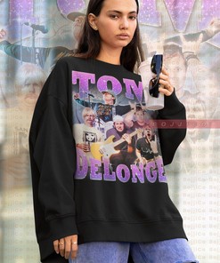 Tom DeLonge Vintage Sweatshirt - Classic Movie T Shirts for Fans of Blink-182