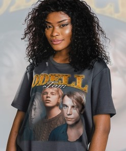 Tom Odell Retro 90s Sweater for Men | Tom Odell Vintage Tee