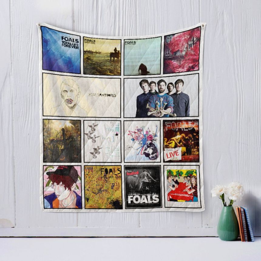 Total Life Forever Foals Band Quilt Blanket with Unique Design and Material