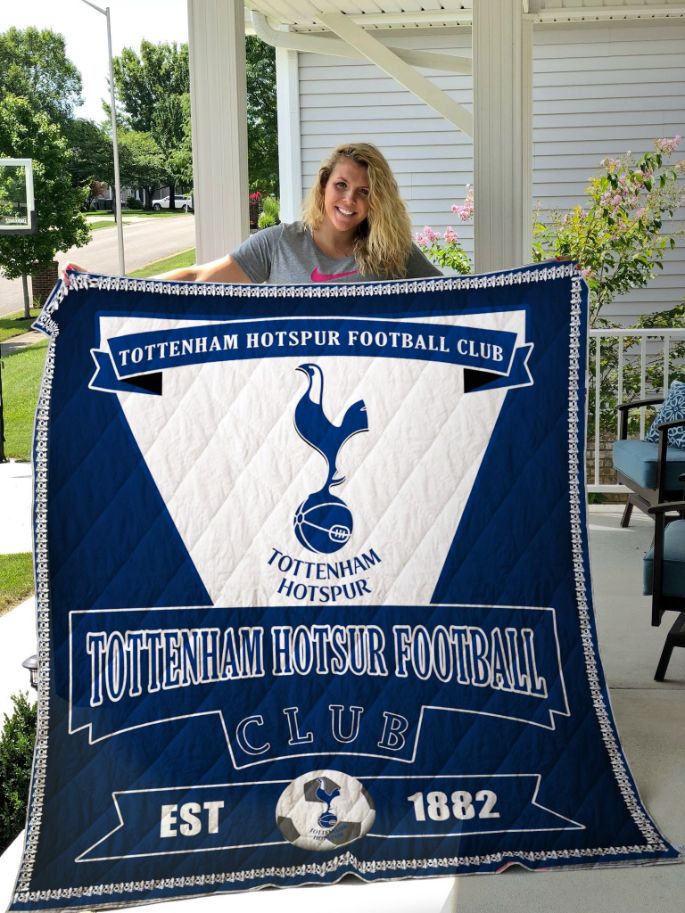 Tottenham Hotspur Football Club Quilt Blanket - For Fans of the Premier League