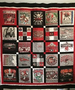 Vintage Ncaa Georgia Bulldogs Great Quilt Blanket - Show Your Support in Style