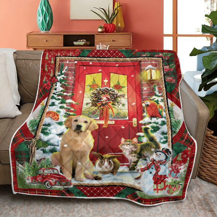 Welcome Labrador to Your Home this Christmas - Soft and Cozy Quilt Blanket