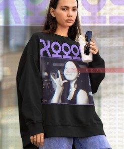 XOOOS Fan Sweater Featuring Kim Soo Yeon